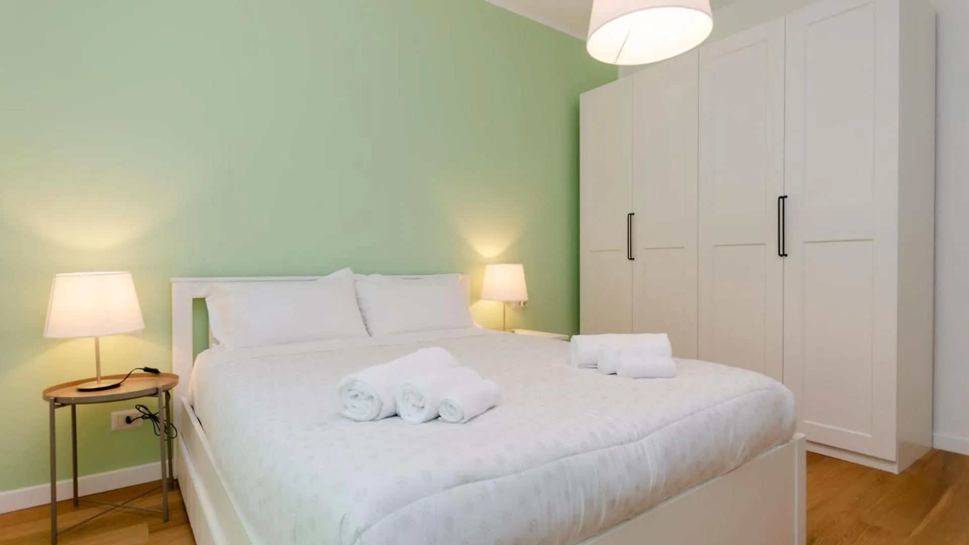 شقة Vivimi Home Fiordalisi Stile & Comfort Vicino Metro ميلان إيطاليا