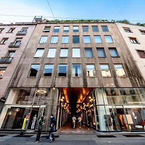 Dream San Babila Milan